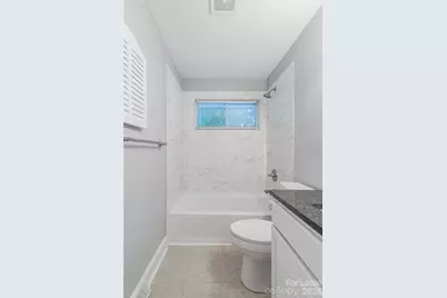 3331 Erskine Drive, Charlotte, NC 28205 - Photo 11