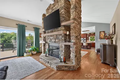 631 46th Avenue Drive NE, Hickory, NC 28601 - Photo 31