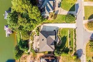 631 46th Ave Dr NE, Hickory, NC 28601 - Photo 7