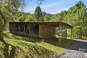 2711 Rabbit Hop Rd, Spruce Pine, NC 28777 - Photo 45