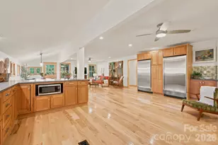 2711 Rabbit Hop Rd, Spruce Pine, NC 28777 - Photo 15