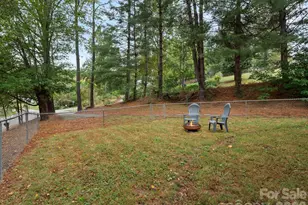 305 Youngs Cove Rd, Candler, NC 28715 - Photo 3