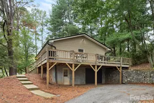 305 Youngs Cove Rd, Candler, NC 28715 - Photo 19