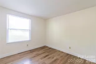 7821 Cloughy Cir, Charlotte, NC 28212 - Photo 11