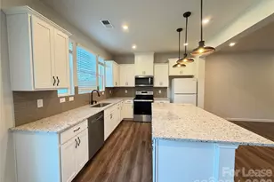9233 Northfield Crossing Dr, Charlotte, NC 28269 - Photo 9