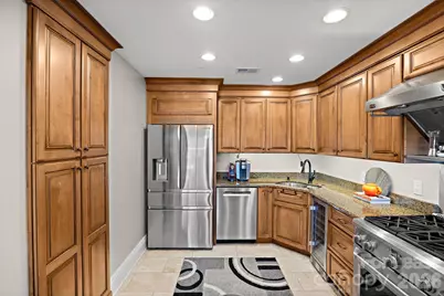 520 E Martin Luther King Boulevard #1103, Charlotte, NC 28202 - Photo 19