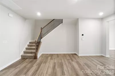 5212 Wyes Oak Lane, Charlotte, NC 28269 - Photo 5