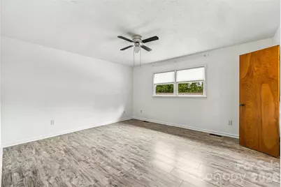 117 View De Lake Drive, Etowah, NC 28729 - Photo 11