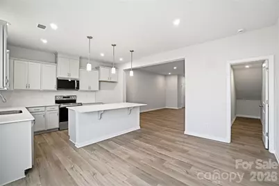 5230 Wyes Oak Lane, Charlotte, NC 28269 - Photo 9