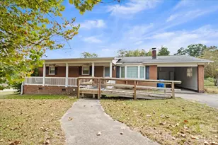 630 E Pigg St, Pageland, SC 28728 - Photo 1