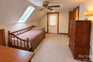 100 Creek Bend Rd, Waynesville, NC 28785 - Photo 9