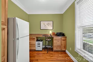 70 King Heights Dr, Fletcher, NC 28732 - Photo 15