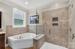 70 King Heights Dr, Fletcher, NC 28732 - Photo 21