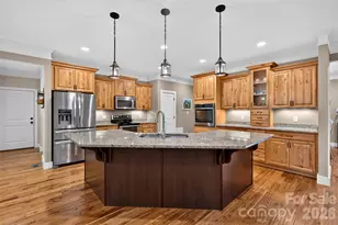 70 King Heights Dr, Fletcher, NC 28732 - Photo 11