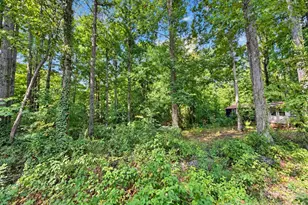 4235 Eagle Chase Dr, Charlotte, NC 28216 - Photo 3