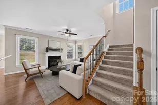 12910 Hunting Birds Ln, Charlotte, NC 28278 - Photo 9