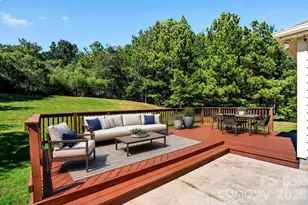 12910 Hunting Birds Ln, Charlotte, NC 28278 - Photo 45