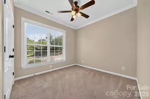 12910 Hunting Birds Ln, Charlotte, NC 28278 - Photo 33