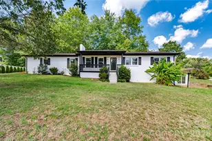 2537 Brentwood Cir, Lenoir, NC 28645 - Photo 1