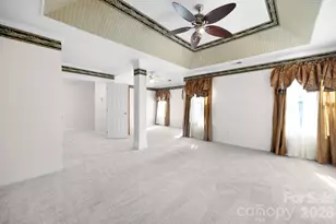 11623 Fox Hill Dr, Charlotte, NC 28269 - Photo 19
