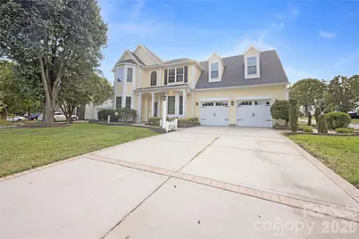 11623 Fox Hill Drive, Charlotte, NC 28269 - Photo 3