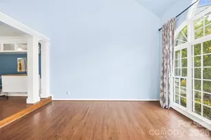 4131 Beauvista Dr, Charlotte, NC 28269 - Photo 5