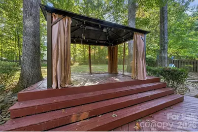 4131 Beauvista Drive, Charlotte, NC 28269 - Photo 25
