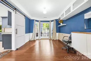 4131 Beauvista Dr, Charlotte, NC 28269 - Photo 7