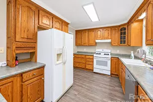 20914 Academy St, Cornelius, NC 28031 - Photo 7