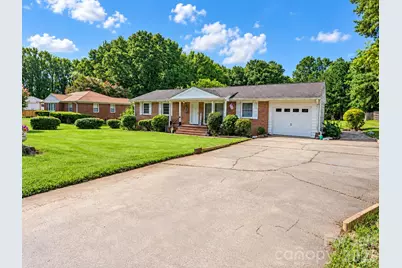20914 Academy Street, Cornelius, NC 28031 - Photo 3