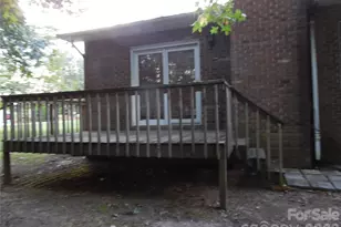 1453 Marshbrooke Ln, Catawba, NC 28609 - Photo 5