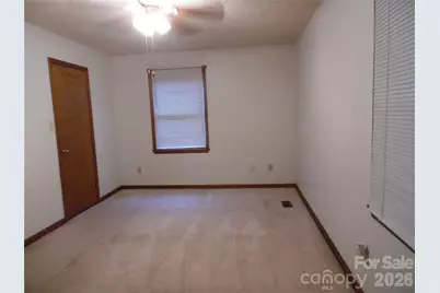 1453 Marshbrooke Lane, Catawba, NC 28609 - Photo 17
