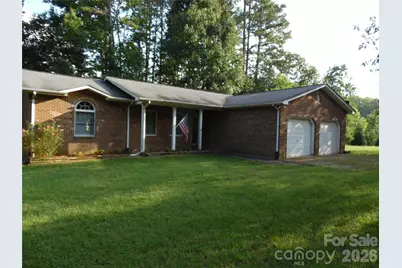 1453 Marshbrooke Lane, Catawba, NC 28609 - Photo 3