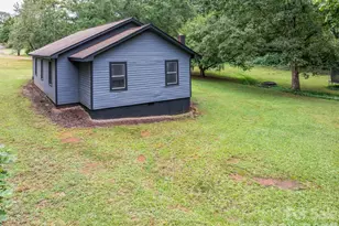 1180 Piney Ridge Rd, Forest City, NC 28043 - Photo 3