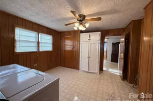 17 Hill St, Great Falls, SC 29055 - Photo 15
