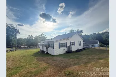 17 Hill Street, Great Falls, SC 29055 - Photo 27