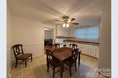 17 Hill Street, Great Falls, SC 29055 - Photo 7