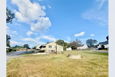 17 Hill Street, Great Falls, SC 29055 - Photo 25