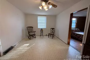 17 Hill St, Great Falls, SC 29055 - Photo 13