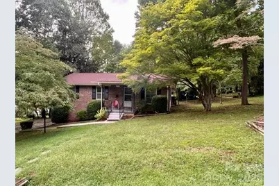 215 Norleon Avenue, Hendersonville, NC 28791 - Photo 17
