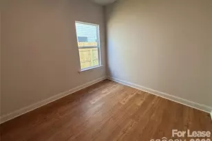 4811 Victoria Ave, Charlotte, NC 28269 - Photo 7