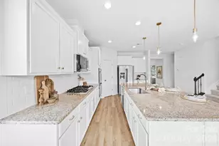 2015 Kensley Dr, Waxhaw, NC 28173 - Photo 9
