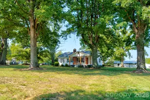610 Helton Rd, Cherryville, NC 28021 - Photo 3
