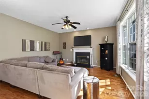 394 English Oak Rd, Fletcher, NC 28732 - Photo 9