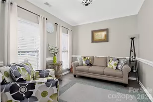1811 Jeffrey Bryan Dr, Charlotte, NC 28213 - Photo 13