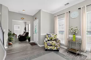 1811 Jeffrey Bryan Dr, Charlotte, NC 28213 - Photo 11