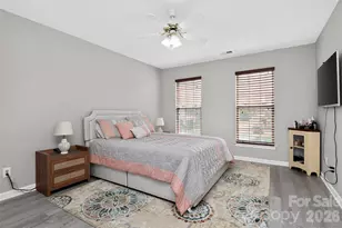 1811 Jeffrey Bryan Dr, Charlotte, NC 28213 - Photo 23