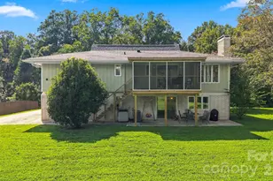 706 Springdale Rd, Statesville, NC 28677 - Photo 5