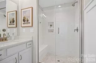 1229 Lomax Ave, Charlotte, NC 28211 - Photo 11