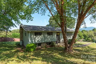 127 College Cir, Swannanoa, NC 28778 - Photo 1